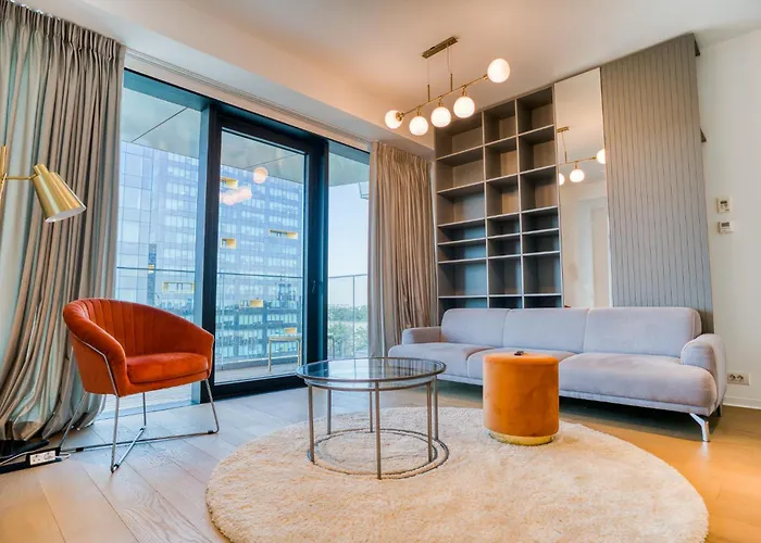 One Mircea Eliade Apartments With City & Park Views Bucureşti